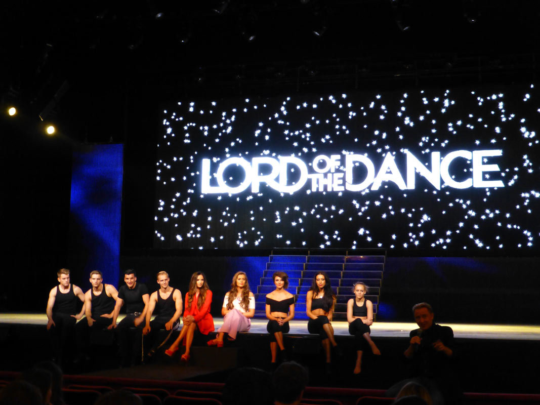 7-Lord-Of-The-Dance-London-Palladium-2014.jpg