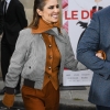 Filename=GalleryAloud-006.jpg
Filesize=3023KiB
Dimensions=2241x2988
Date added=Nov 27, 2019 GalleryAloud-006.jpg