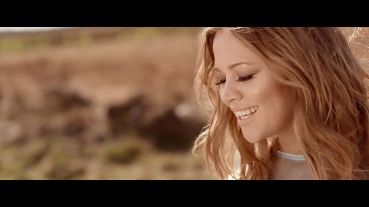 Alistair_Griffin_featuring_Kimberley_Walsh_-_The_Road_28Official_Video29_mp4_snapshot_02_54_5B2016_05_06_19_59_055D.jpg
