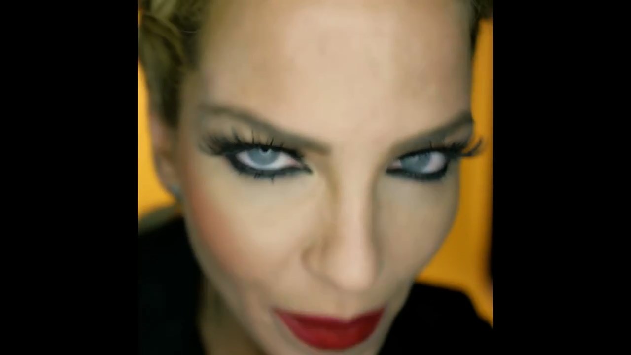 Sarah_Harding_-_Threads_mp4_snapshot_01_07_5B2016_06_03_20_14_005D.jpg Sarah_Harding_-_Threads_mp4_snapshot_01_07_5B2016_06_03_20_14_005D.jpg