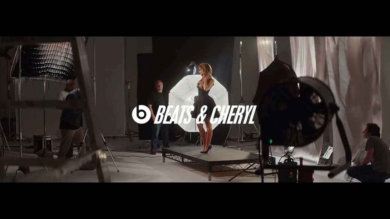 Cheryl___Beats_present__Fight_On__from_the_new_album_Only_Human_-_Beats_by_Dre_mp4_snapshot_00_01_5B2016_05_06_14_09_085D.jpg