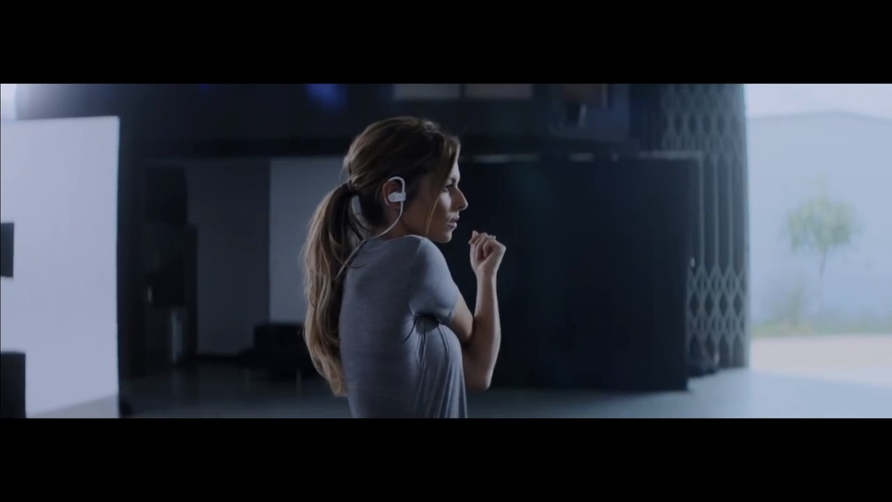 Cheryl___Beats_present__Fight_On__from_the_new_album_Only_Human_-_Beats_by_Dre_mp4_snapshot_00_47_5B2016_05_06_14_09_535D.jpg