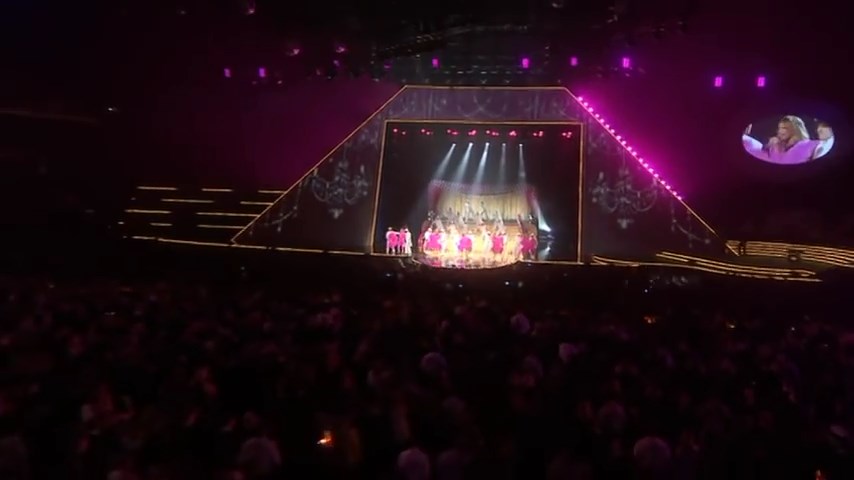 Girls_Aloud_-_The_Promise_28Live_at_The_BRIT_Awards2C_200929_mp4_snapshot_02_14_5B2016_05_06_11_51_395D.jpg