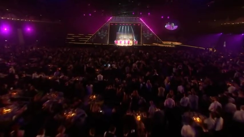 Girls_Aloud_-_The_Promise_28Live_at_The_BRIT_Awards2C_200929_mp4_snapshot_03_05_5B2016_05_06_11_52_305D.jpg