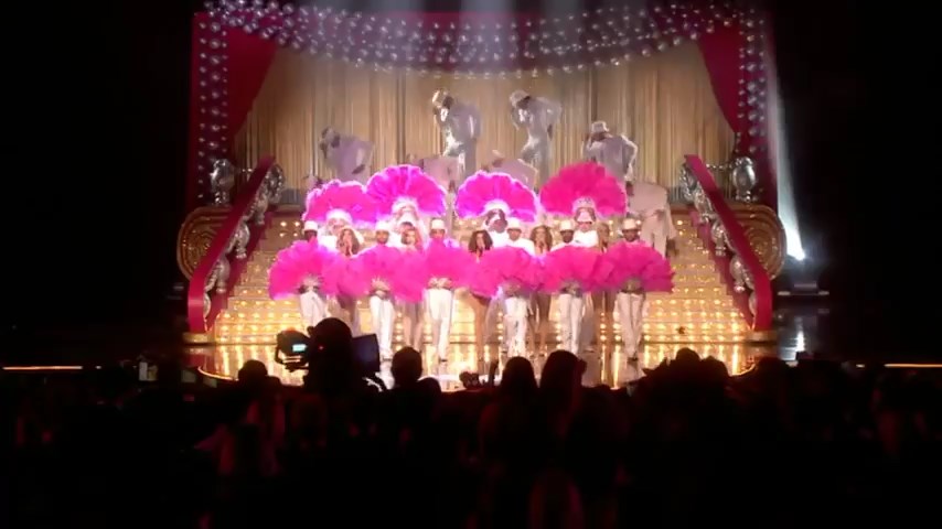 Girls_Aloud_-_The_Promise_28Live_at_The_BRIT_Awards2C_200929_mp4_snapshot_03_15_5B2016_05_06_11_52_405D.jpg