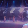 Girls_Aloud_-_Untouchable_28Live_Performance_-_Dancing_On_Ice_-_15th_March_200929_HQ_mp4_snapshot_00_31_5B2016_05_06_12_57_305D.jpg