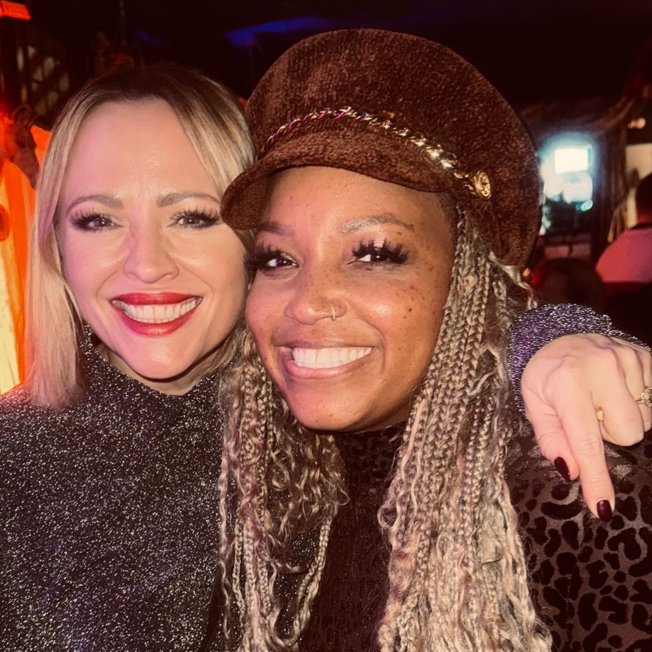 GalleryAloud-004.jpg GalleryAloud-004.jpg