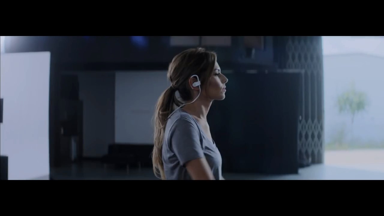 Cheryl___Beats_present__Fight_On__from_the_new_album_Only_Human_-_Beats_by_Dre_mp4_snapshot_00_45_5B2016_05_06_14_09_515D.jpg